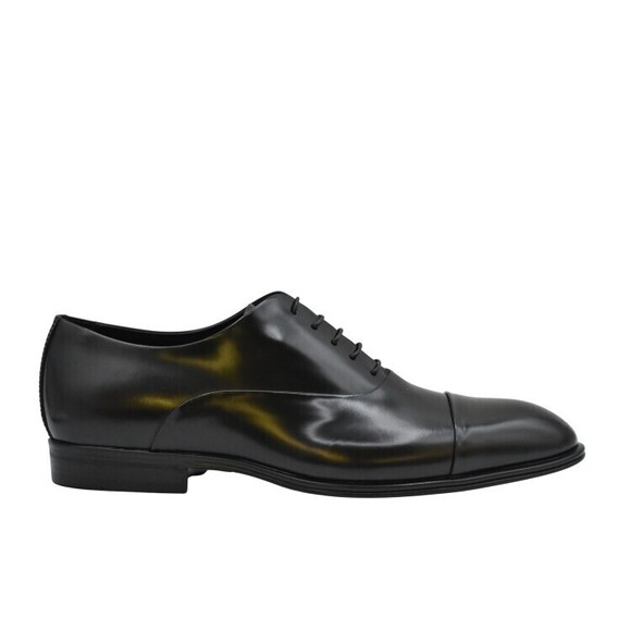Corvari Polished Lace-Up Flat Shoes - NWT